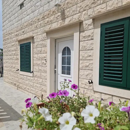 Apartamento Mladinic Muse Pucisca