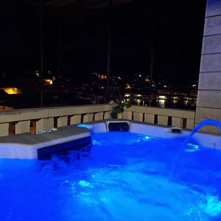 Mladinic Muse Apartment