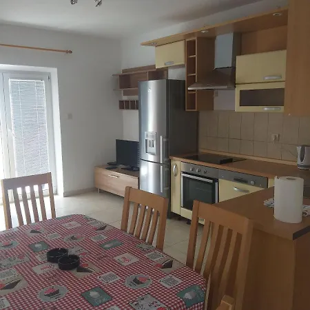 Mladinic Muse Lägenhet *